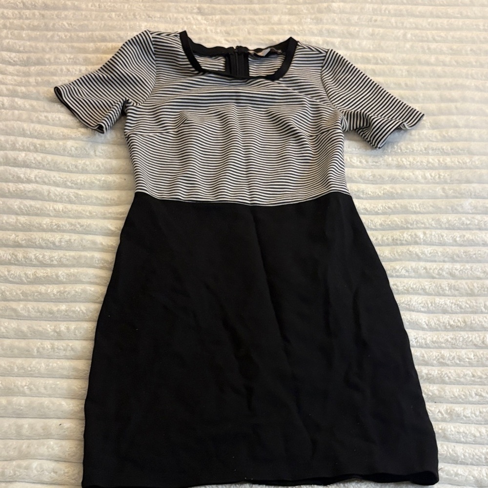 LOFT Monochrome‎ Striped dress